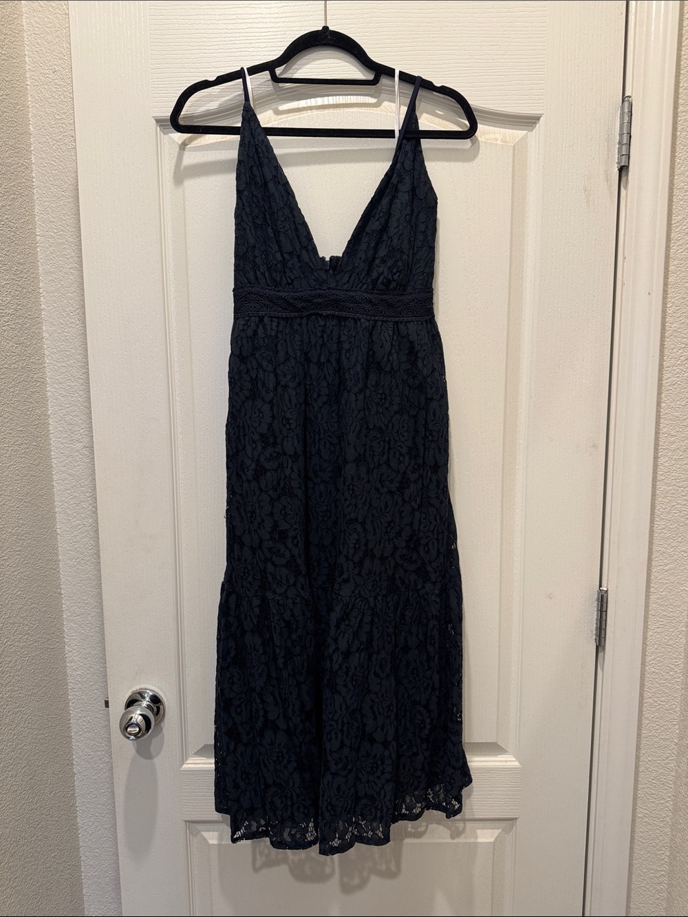 Lulu's Navy Lace V-Neck Midi Dress with Spaghetti Straps
